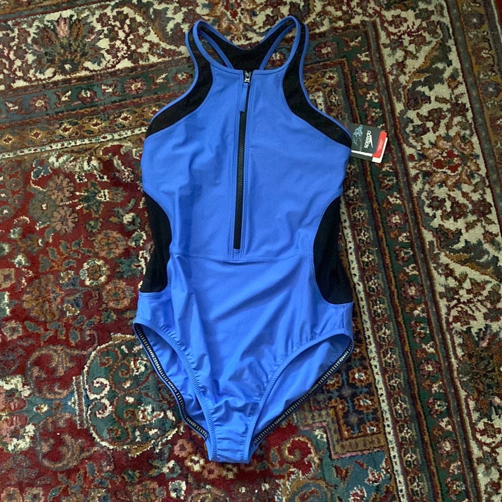 Large Women’s Speedo zip front one piece